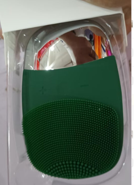 Mini Waterproof Electric Facial Cleansing Brush – Deep Pore Cleaner for Glowing Skin